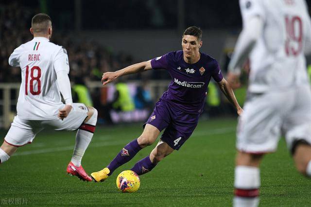  佛罗伦萨租借小将表现抢眼  